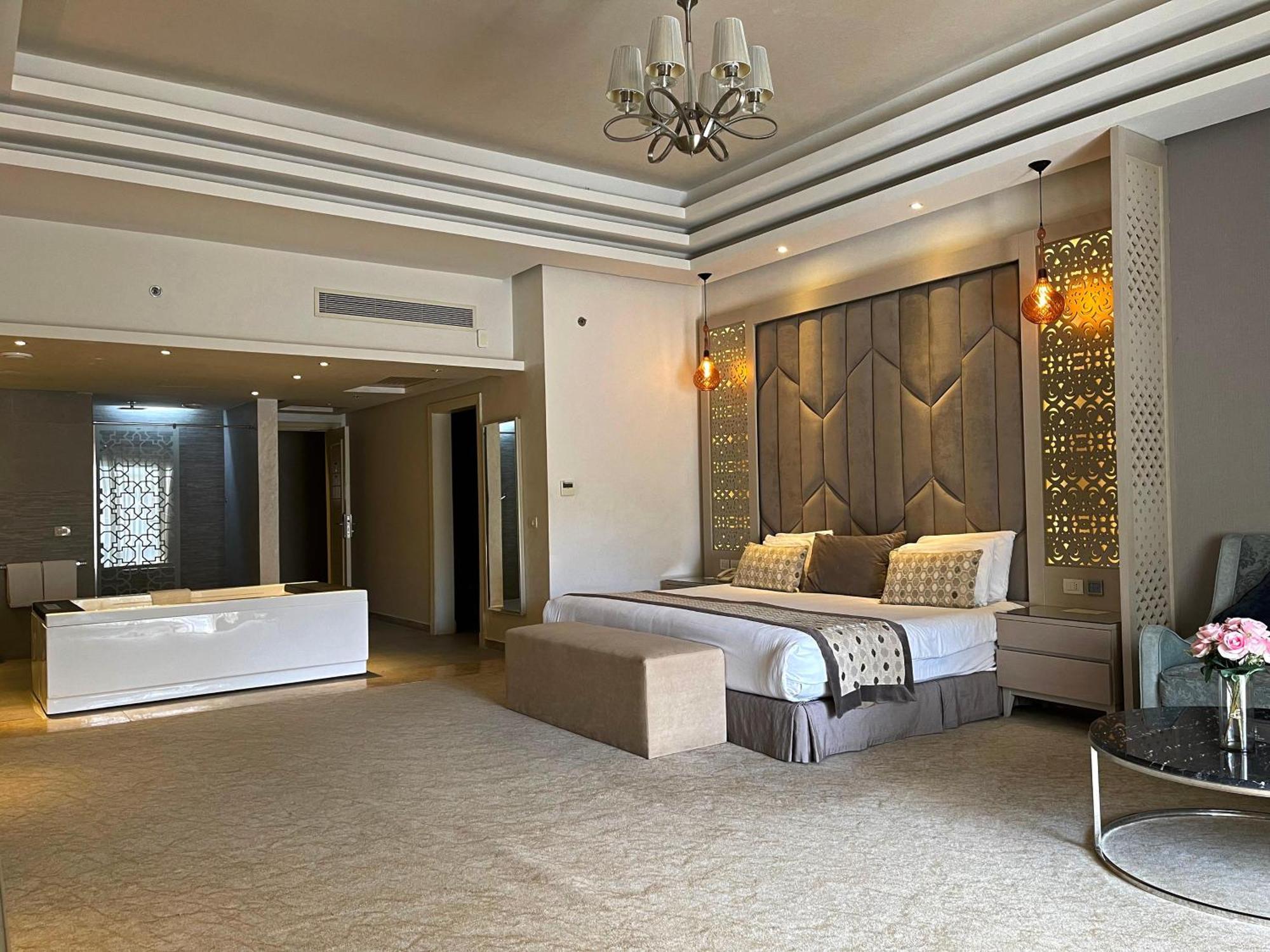 הורגהדה Kaisol Romance Resort Sahl Hasheesh - Adults Only מראה חיצוני תמונה A bedroom at the hotel