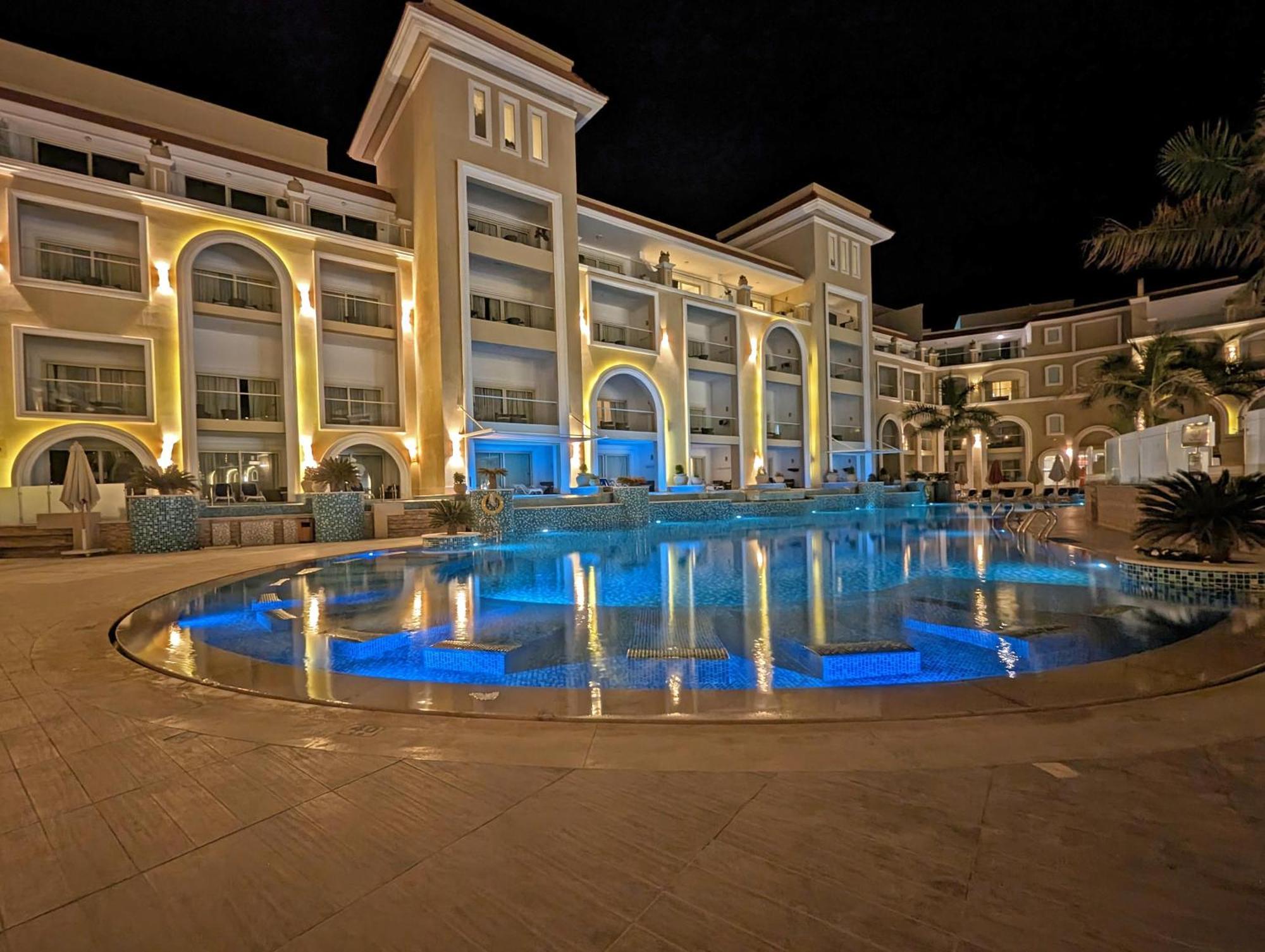 הורגהדה Kaisol Romance Resort Sahl Hasheesh - Adults Only מראה חיצוני תמונה The Royal