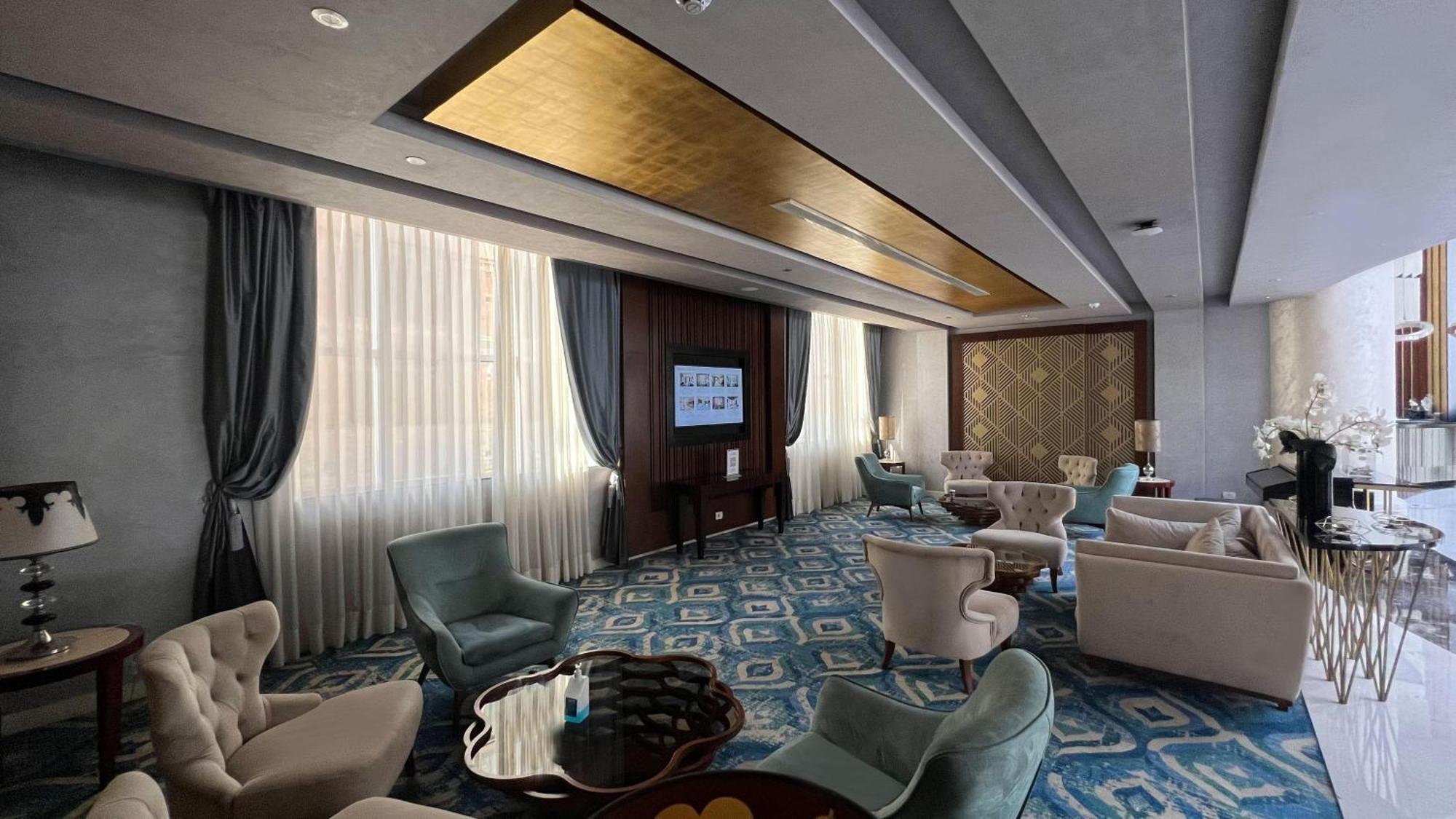 הורגהדה Kaisol Romance Resort Sahl Hasheesh - Adults Only מראה חיצוני תמונה The lounge at the airport